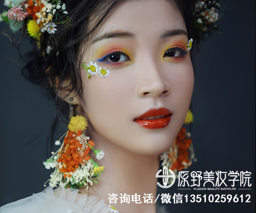 深圳好就业的美甲化妆学校排名