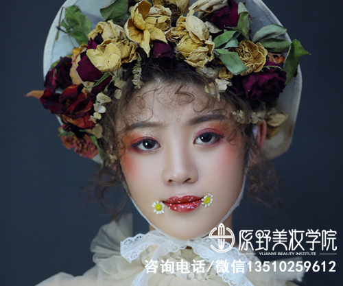 东莞口碑好的纹绣化妆美甲学校