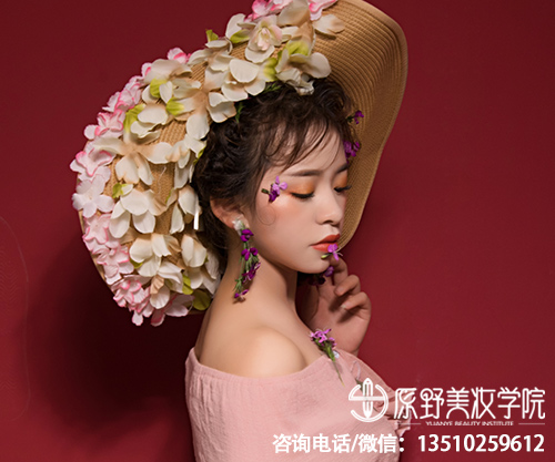 深圳专业化妆培训学校哪家出名？