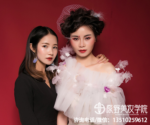 冬季上妆步骤,化妆持妆久应该用什么打底