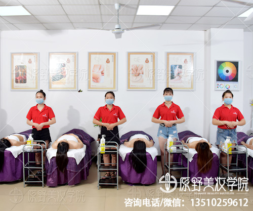 美容美甲培训学校费用，学美容 美甲学费大概多少